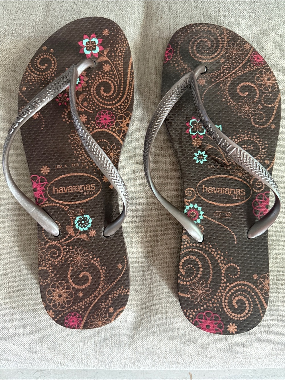 Havaianas Brown Slim Floral Print Flip Flops with Metallic Straps